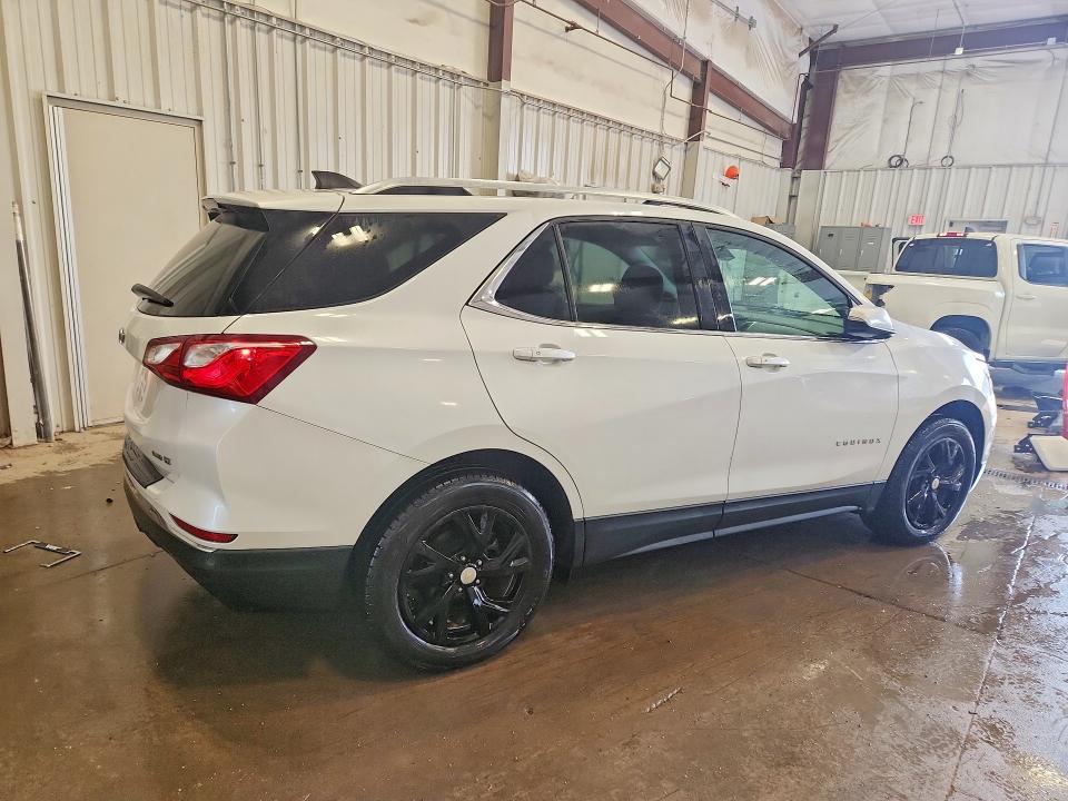 صورة رقم 3 من المزاد - 2018 CHEVROLET EQUINOX مع VIN 2GNAXTEX5J6206664