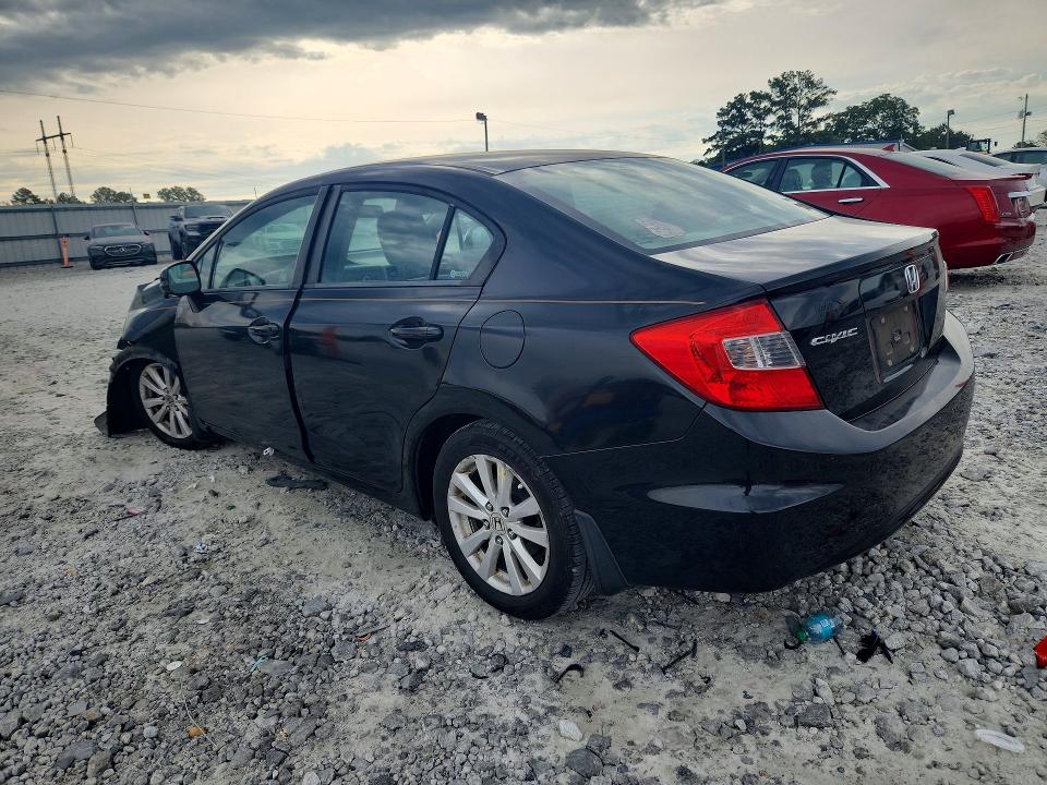 Photo 2 from auction – 2012 HONDA CIVIC with VIN 19XFB2F82CE058703