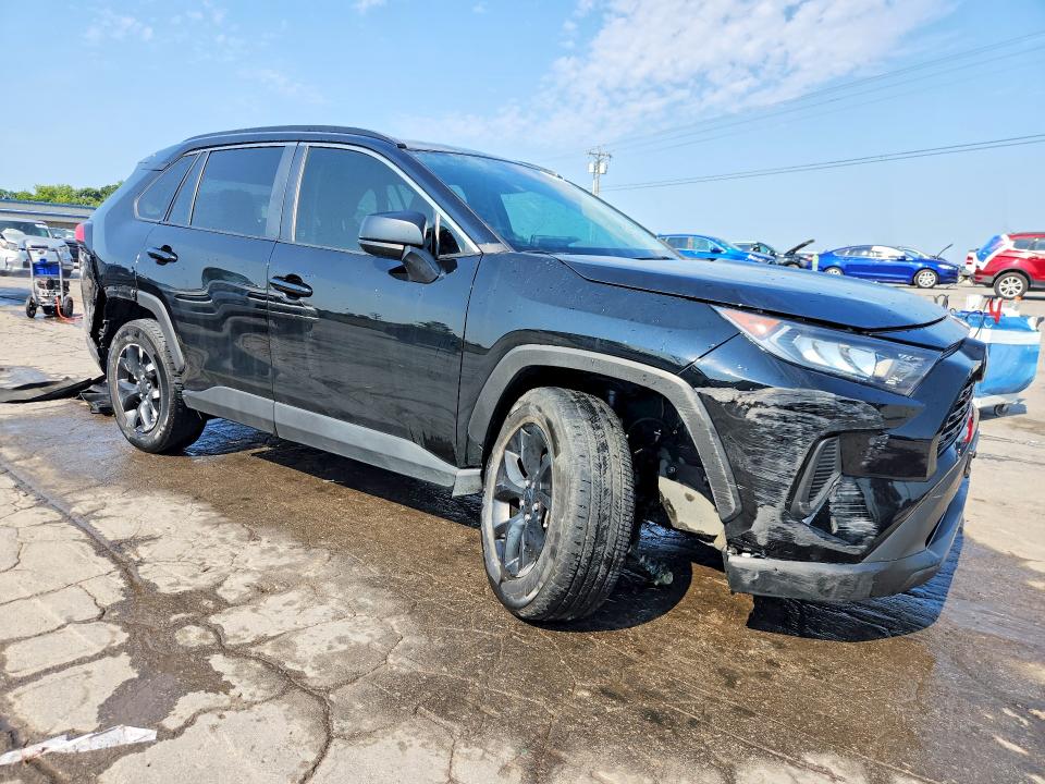 Photo 4 from auction – 2021 TOYOTA RAV4 with VIN 2T3F1RFV6MC199637