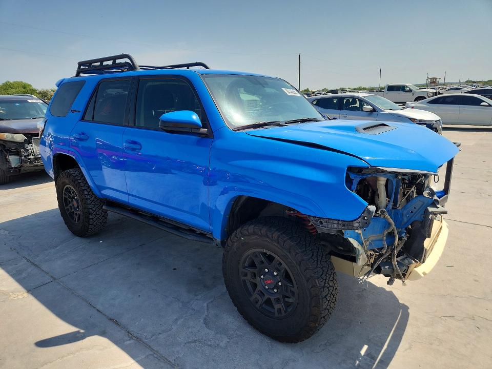 Photo 4 from auction – 2019 TOYOTA 4RUNNER with VIN JTEBU5JR2K5614105
