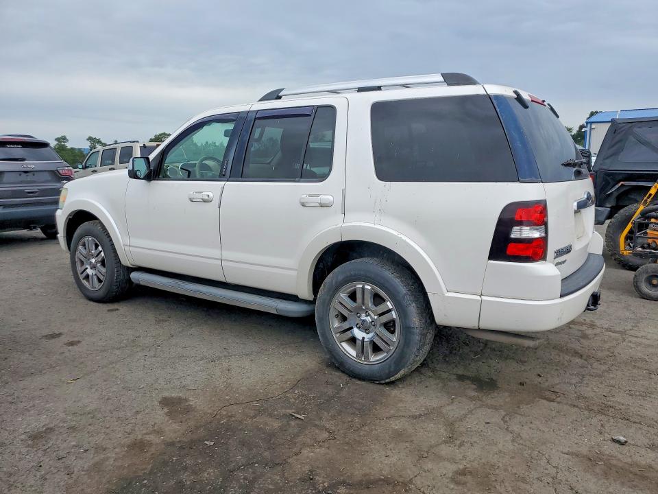 Photo 2 from auction – 2010 FORD EXPLORER with VIN 1FMEU7F82AUA03794