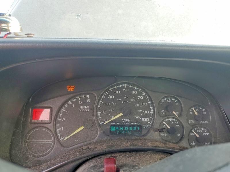 Photo 9 from auction – 2001 CHEVROLET SILVERADO with VIN 1GCEC14WX1Z138790