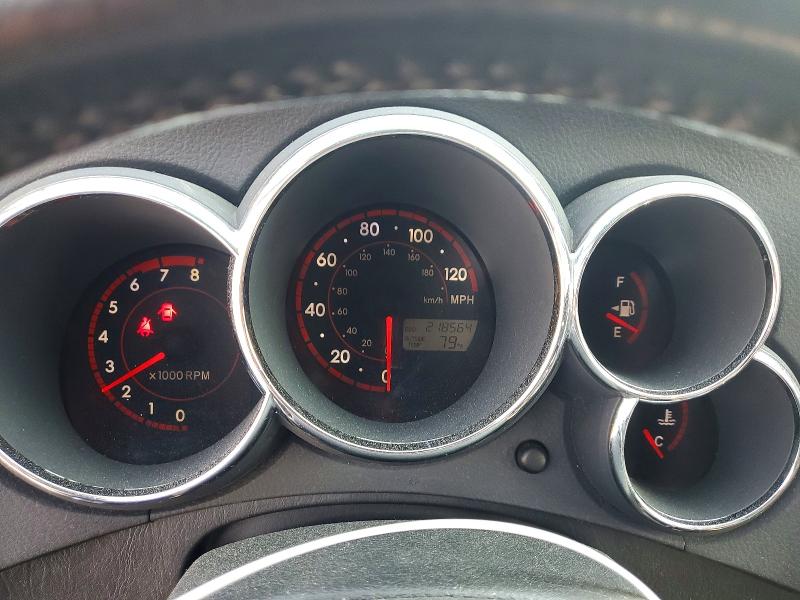 Photo 9 from auction – 2005 TOYOTA MATRIX with VIN 2T1KR32E75C445888