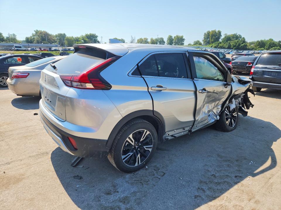 Photo 3 from auction – 2026 MITSUBISHI ECLIPSE CROSS with VIN JA4ATWAA7TZ027471