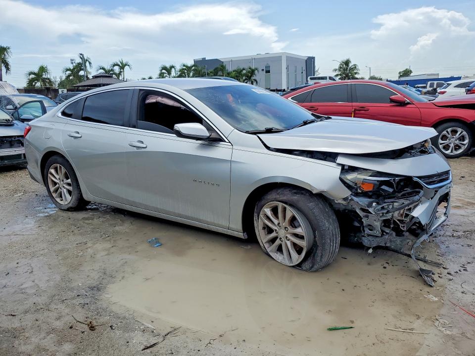 Photo 4 from auction – 2017 CHEVROLET MALIBU with VIN 1G1ZE5ST9HF182974
