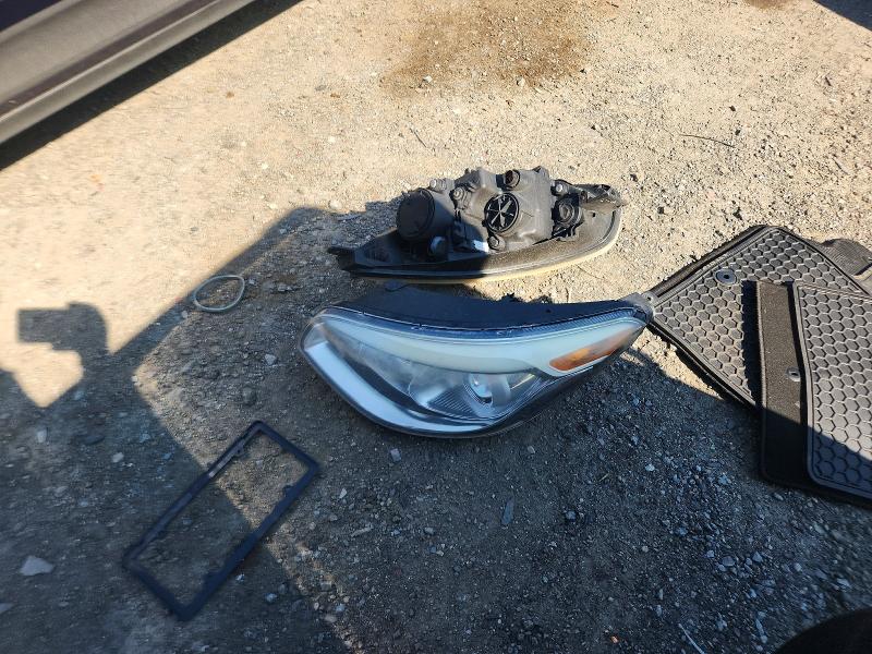 Photo 12 from auction – 2015 KIA SOUL with VIN KNDJX3A59F7127731