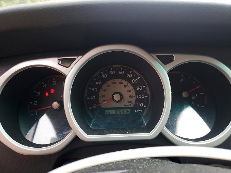 Photo 9 from auction – 2003 TOYOTA 4RUNNER with VIN JTEBT14R530006696