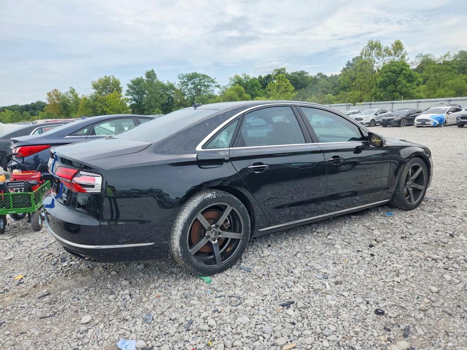 Photo 3 from auction – 2015 AUDI A8 with VIN WAUJ2AFD5FN025452