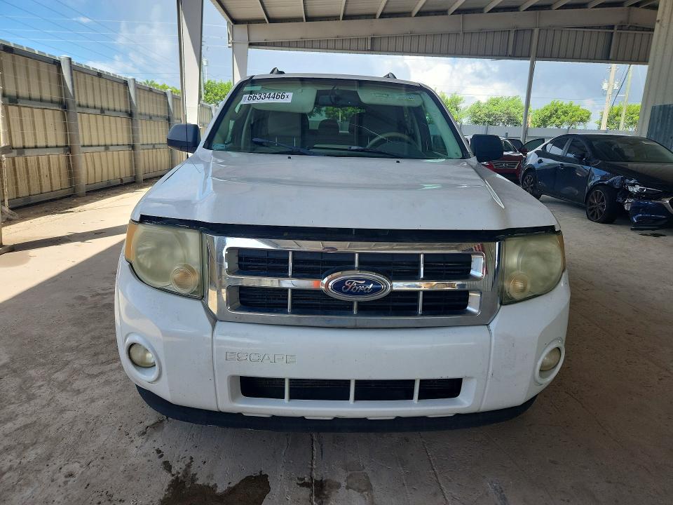 Photo 5 from auction – 2011 FORD ESCAPE with VIN 1FMCU9DG1BKB40929