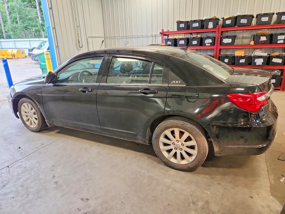 Zdjęcie 2 z aukcji – 2014 CHRYSLER 200 z VIN 1C3CCBBB6EN186589