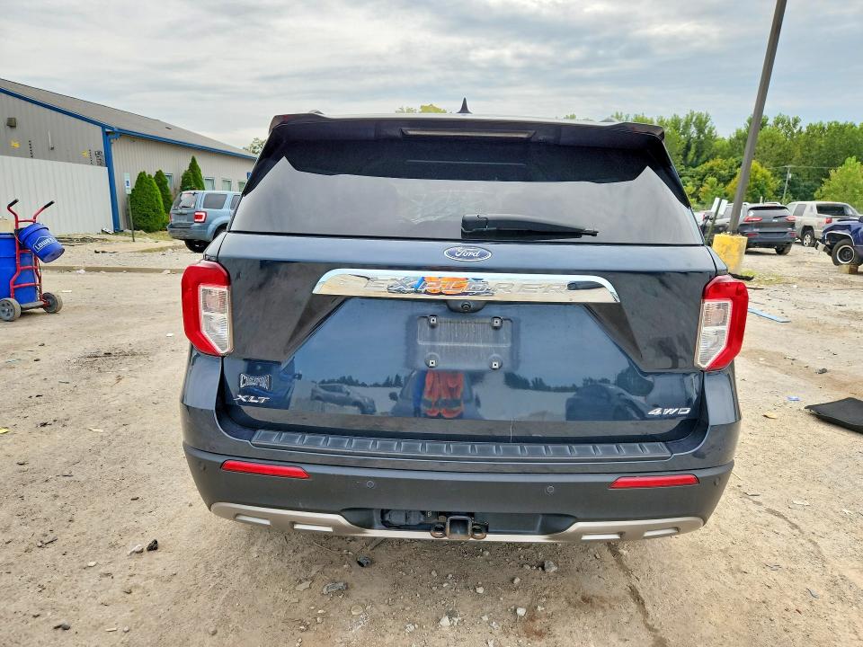 Photo 6 from auction – 2022 FORD EXPLORER with VIN 1FMSK8DH8NGA13879