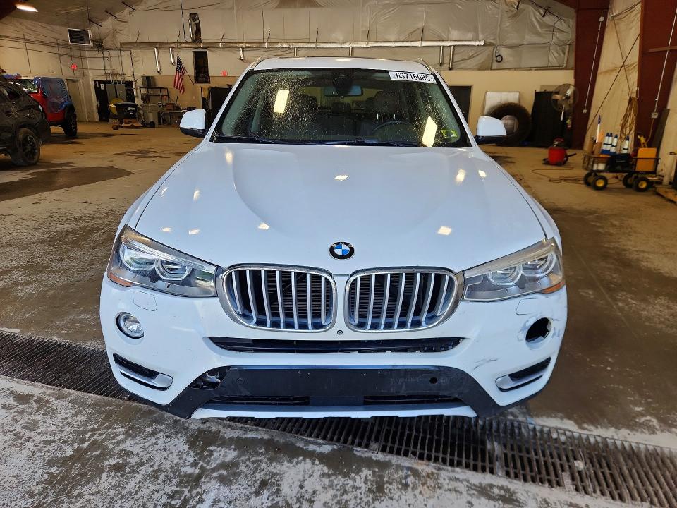 Foto 5 de la subasta – 2015 BMW X3 con VIN 5UXWX7C52F0K31351