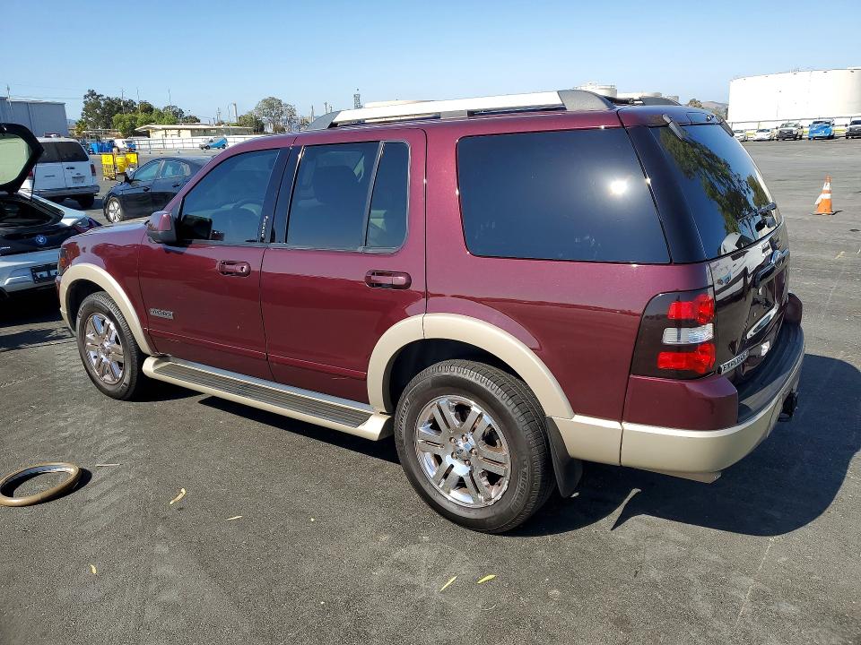 Photo 2 from auction – 2007 FORD EXPLORER with VIN 1FMEU64E07UA52522