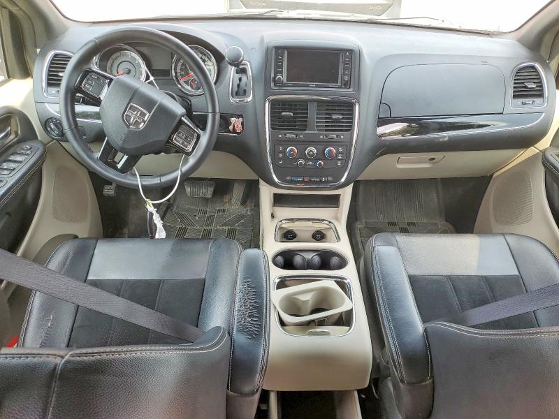 Photo 8 from auction – 2017 DODGE GRAND CARAVAN with VIN 2C4RDGBG8HR646161