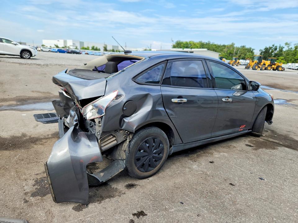 Photo 3 from auction – 2017 FORD FOCUS with VIN 1FADP3E27HL202441