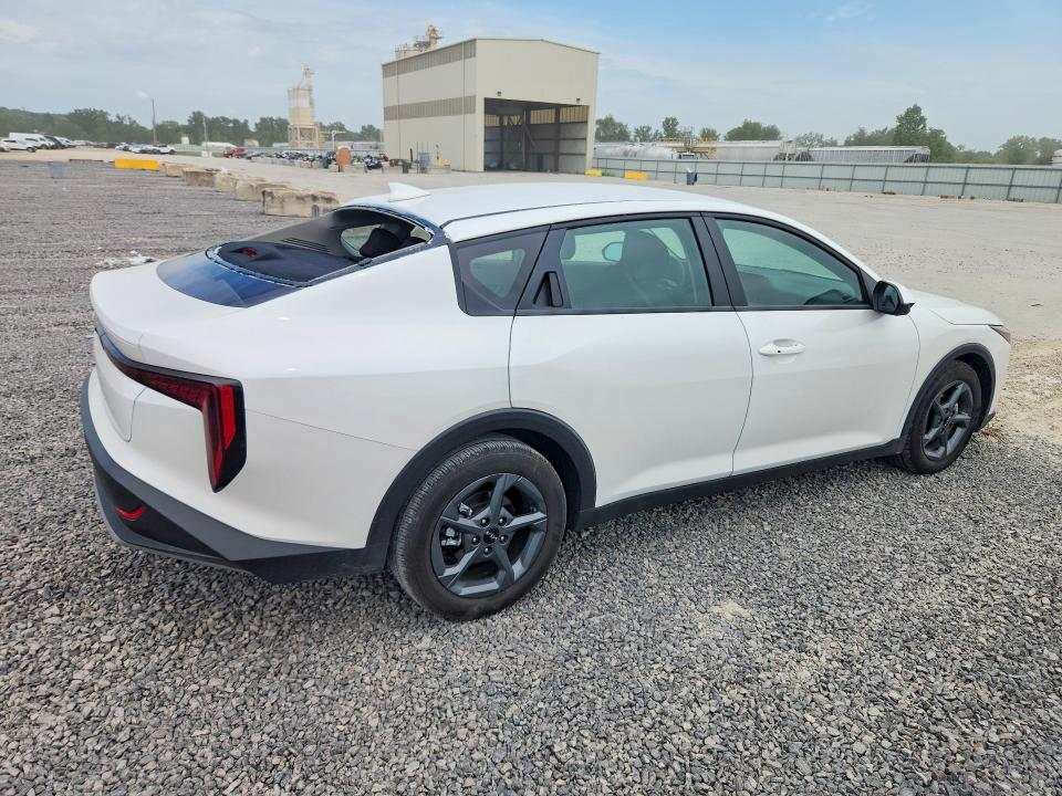 Photo 3 from auction – 2026 KIA K4 with VIN 3KPFT4DE6TE319865