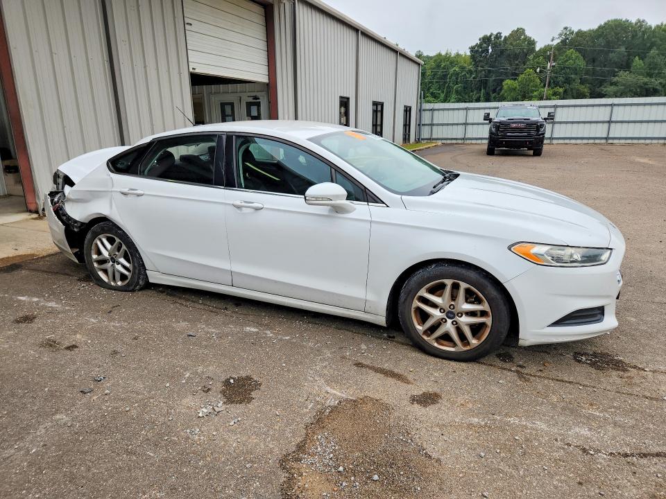 Photo 4 from auction – 2013 FORD FUSION with VIN 3FA6P0H76DR348159
