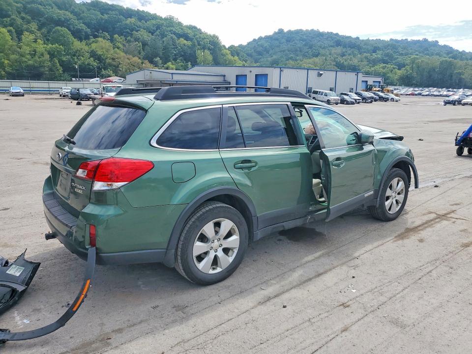 Photo 3 from auction – 2010 SUBARU OUTBACK with VIN 4S4BRBCCXA3361747