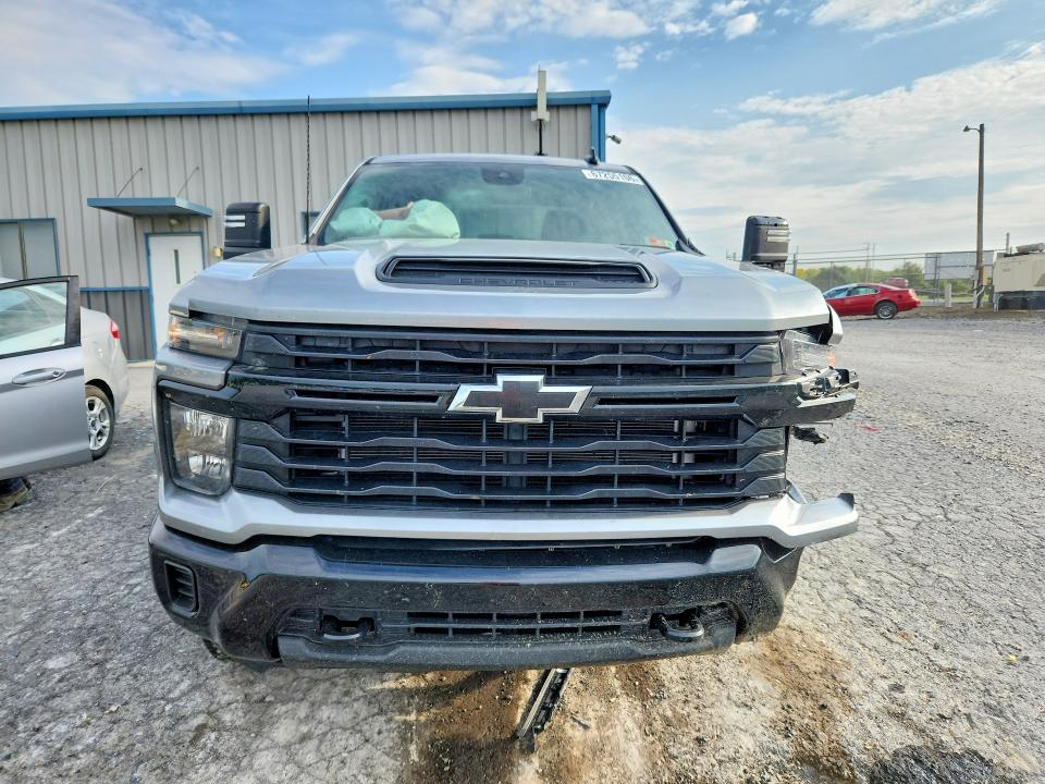 Photo 5 from auction – 2026 CHEVROLET SILVERADO with VIN 2GC4KME75T1117798
