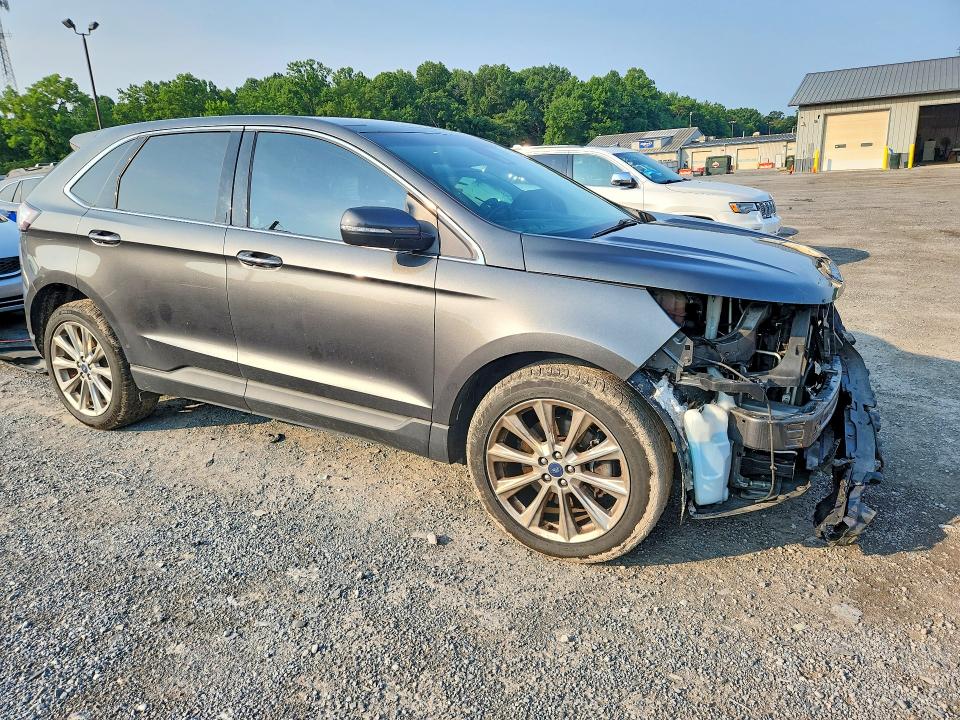 Photo 4 from auction – 2018 FORD EDGE with VIN 2FMPK4K83JBB49047