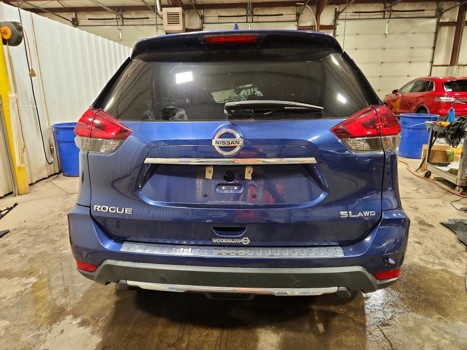 Photo 6 from auction – 2019 NISSAN ROGUE with VIN 5N1AT2MV4KC803310