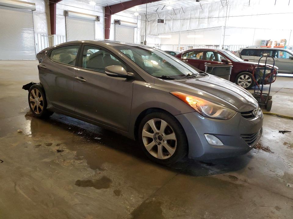 Photo 4 from auction – 2011 HYUNDAI ELANTRA with VIN 5NPDH4AE8BH056866