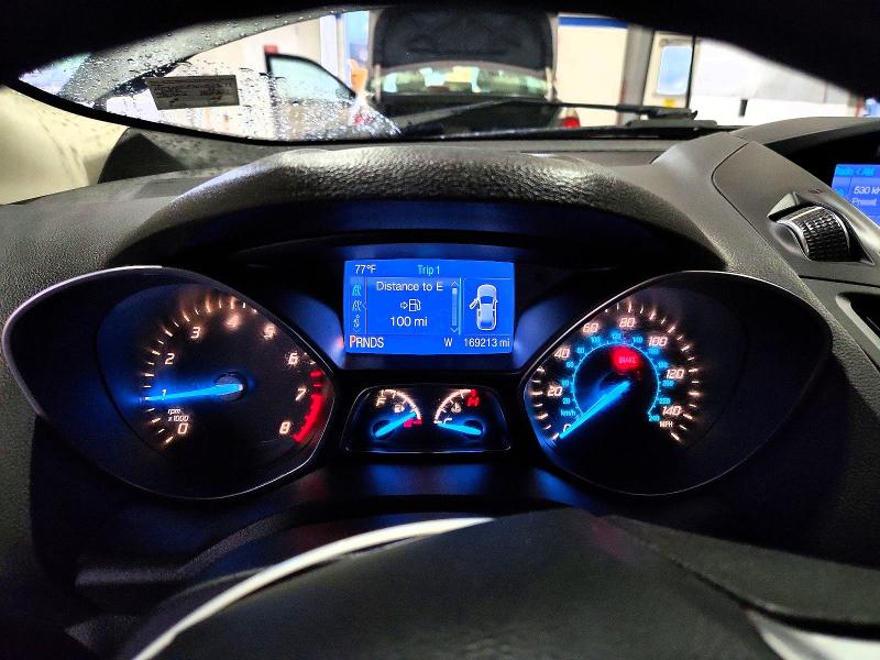 Photo 9 from auction – 2014 FORD ESCAPE with VIN 1FMCU9GX7EUB23671
