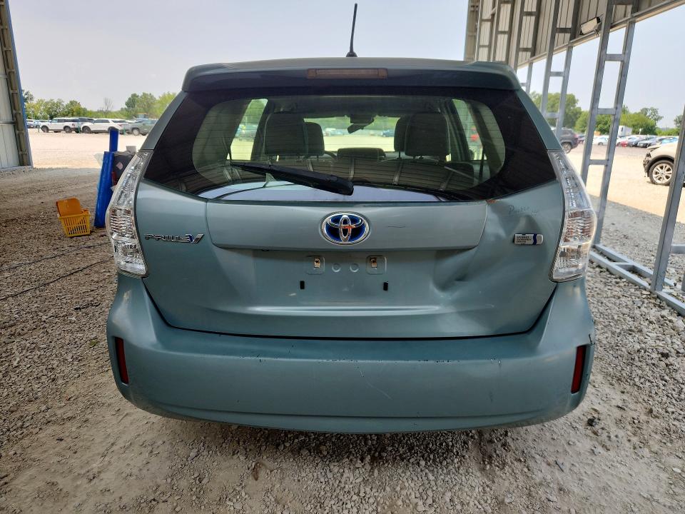 Photo 6 from auction – 2013 TOYOTA PRIUS V with VIN JTDZN3EU8D3211294