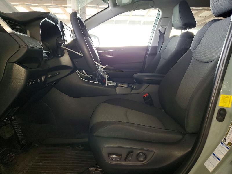 Photo 7 from auction – 2022 TOYOTA RAV4 with VIN 2T3RWRFVXNW129704