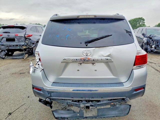 Photo 6 from auction – 2013 TOYOTA HIGHLANDER with VIN 5TDYK3EH3DS090759