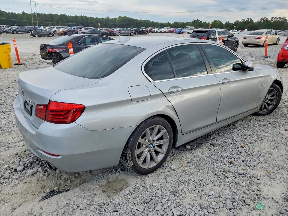 Foto 3 de la subasta – 2015 BMW 535 con VIN WBA5B1C53FG126007