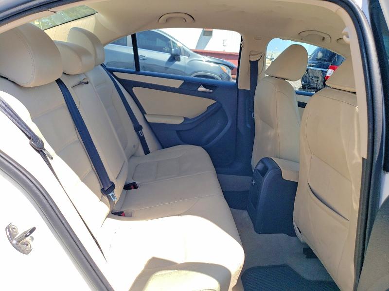 Photo 10 from auction – 2011 VOLKSWAGEN JETTA with VIN 3VWDX7AJ7BM397281