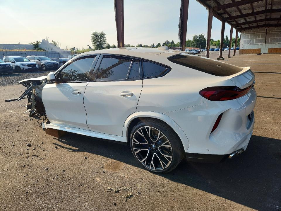 Photo 2 from auction – 2021 BMW X6 with VIN 5YMCY0C04M9E28344