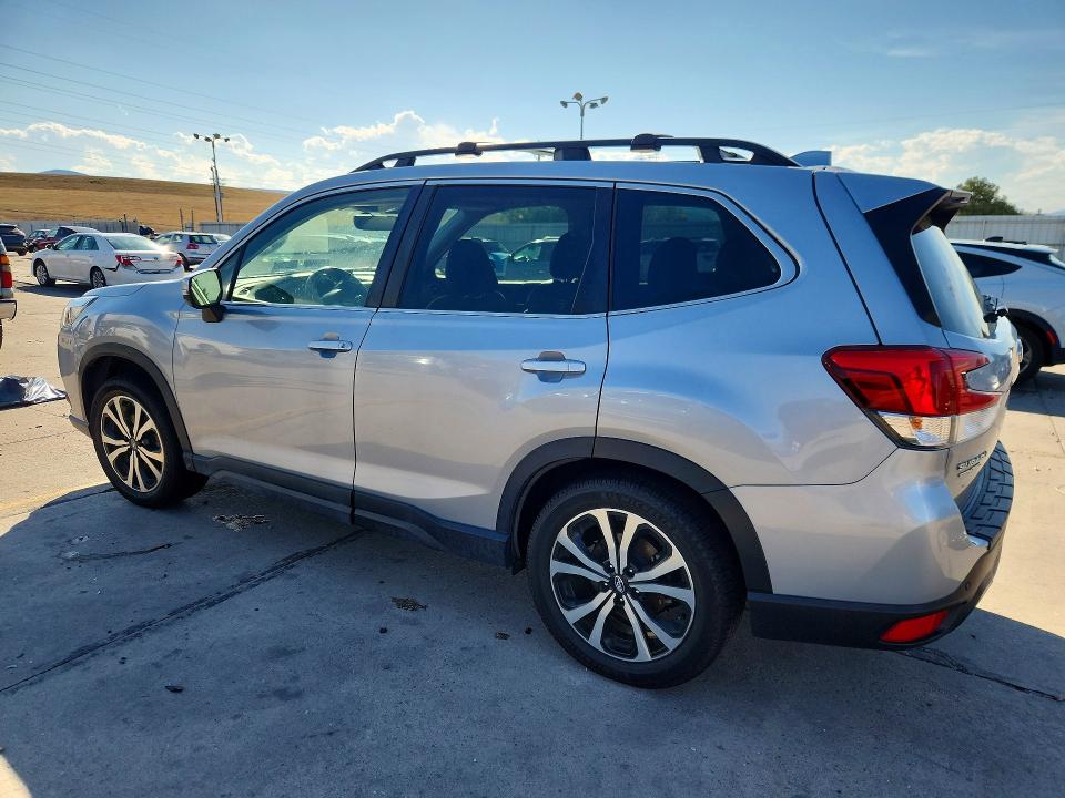 Photo 2 from auction – 2022 SUBARU FORESTER with VIN JF2SKAPCXNH435207