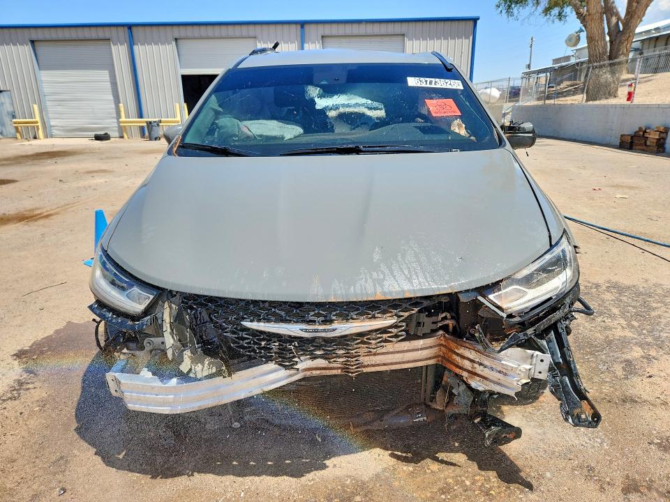 Photo 5 from auction – 2022 CHRYSLER PACIFICA with VIN 2C4RC1BG1NR154521