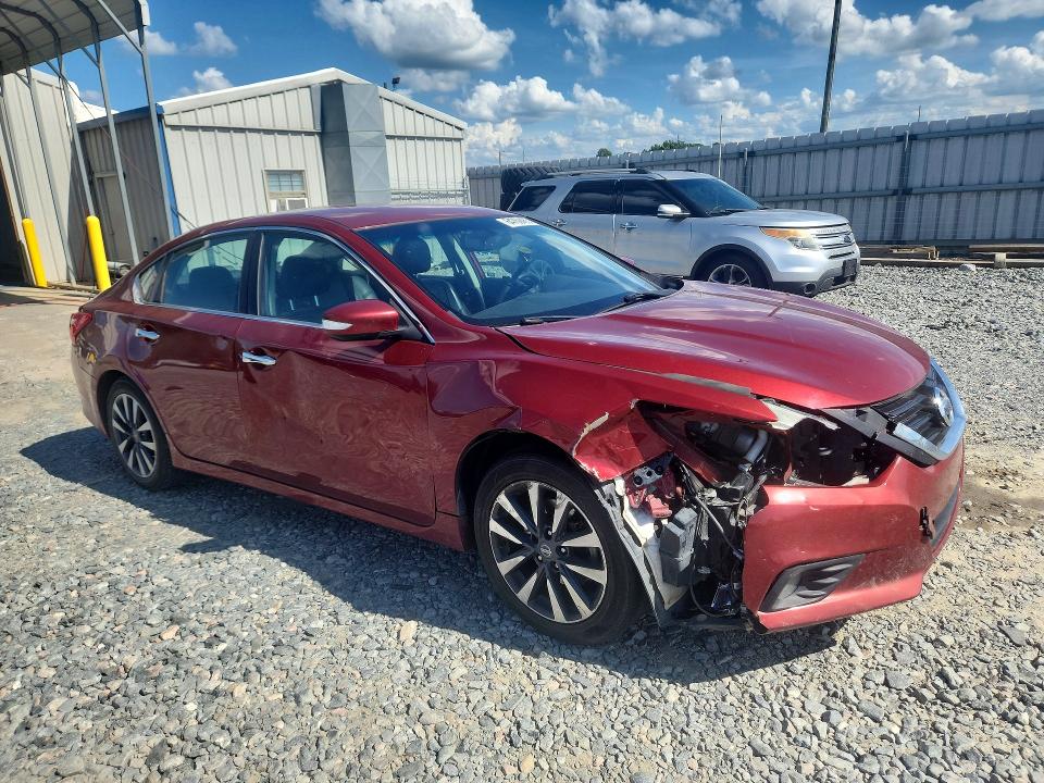 Photo 4 from auction – 2017 NISSAN ALTIMA with VIN 1N4AL3AP9HC195301