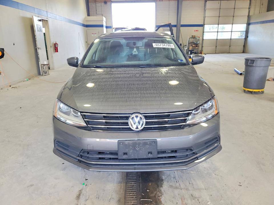 Photo 5 from auction – 2017 VOLKSWAGEN JETTA with VIN 3VW2B7AJ4HM329423