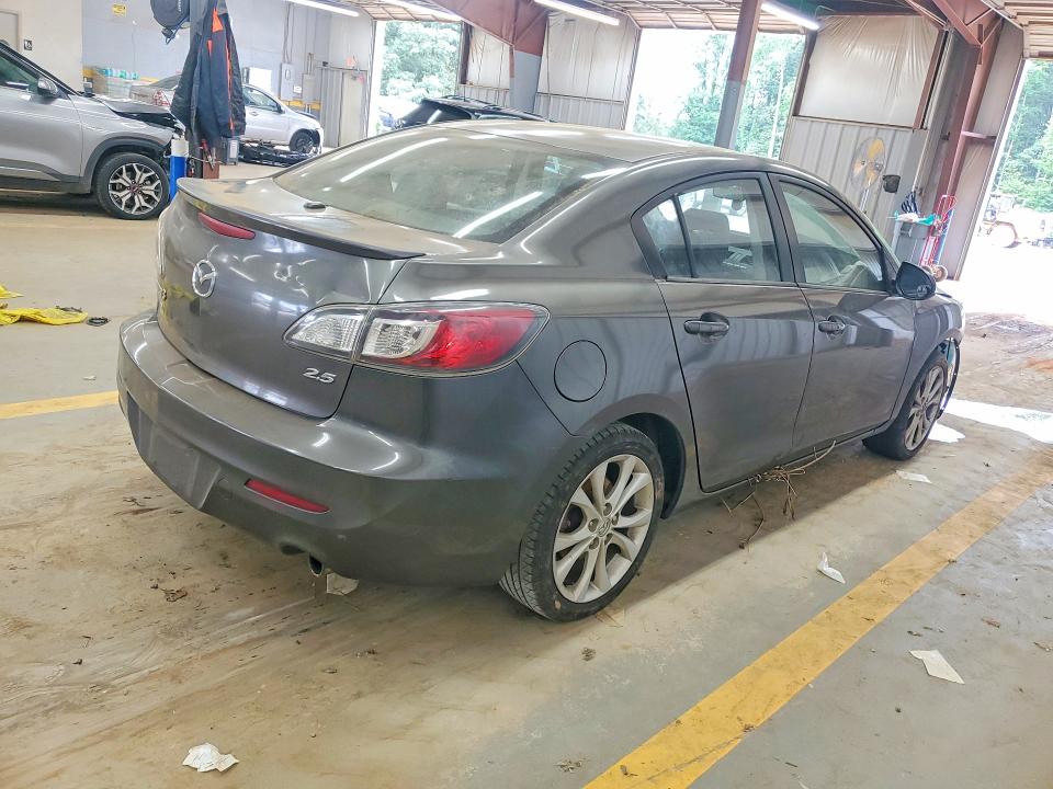 Photo 3 from auction – 2010 MAZDA 3 with VIN JM1BL1S59A1267695