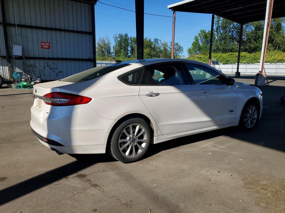 Photo 3 from auction – 2018 FORD FUSION with VIN 3FA6P0PUXJR260900