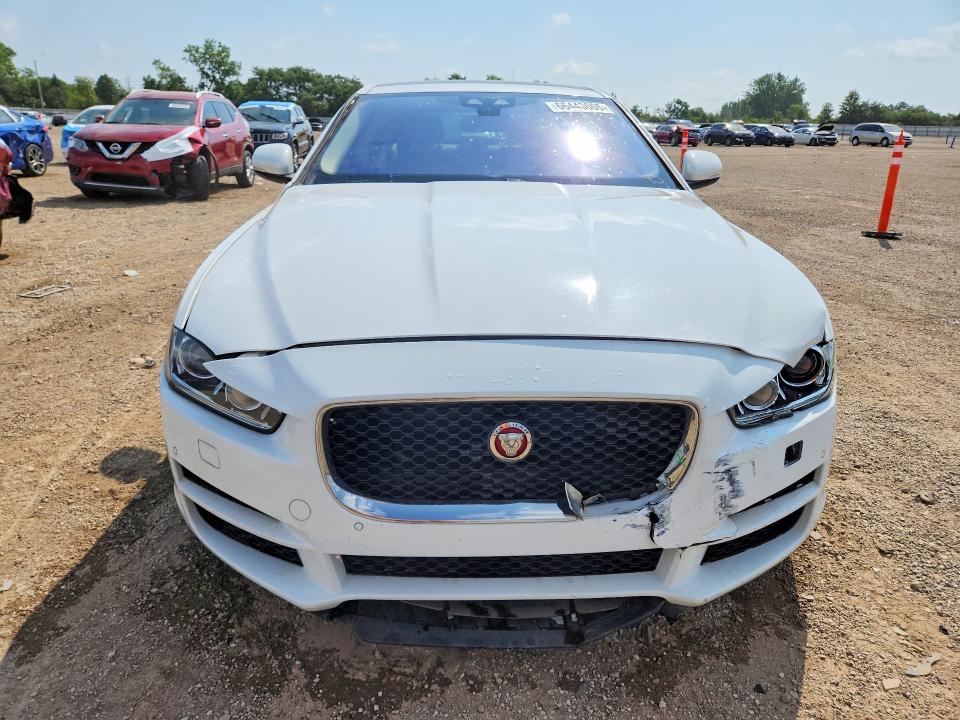 Photo 5 from auction – 2017 JAGUAR XE with VIN SAJAJ4BV1HA970710
