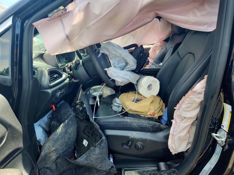 Photo 7 from auction – 2027 CHRYSLER PACIFICA with VIN 2C4RC1BG4VR568571