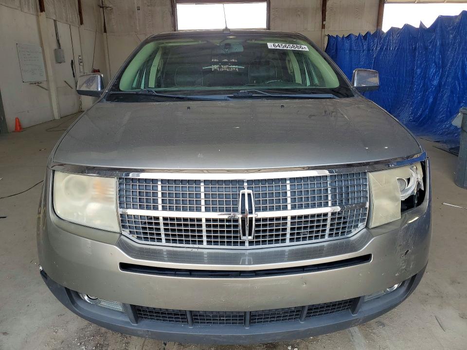 Photo 5 from auction – 2008 LINCOLN MKX with VIN 2LMDU68C48BJ26282