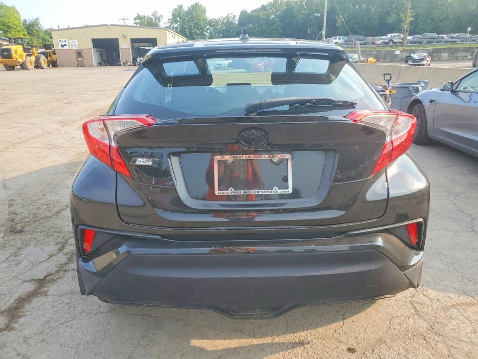 Photo 6 from auction – 2020 TOYOTA C-HR with VIN NMTKHMBX1LR106959