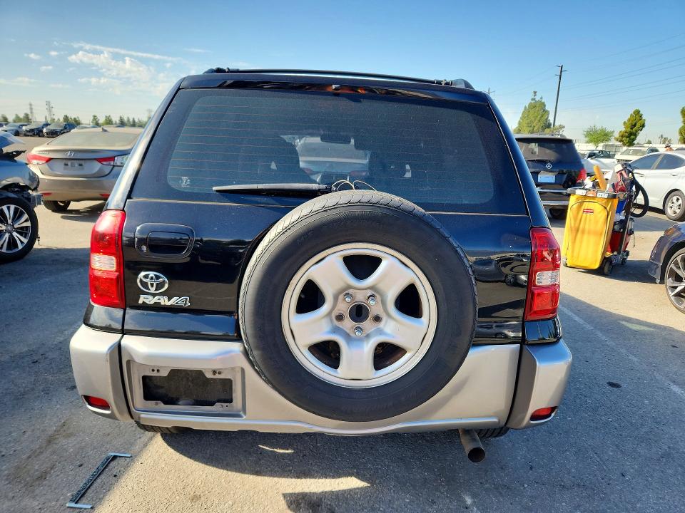 Photo 6 from auction – 2004 TOYOTA RAV4 with VIN JTEGD20V240046084