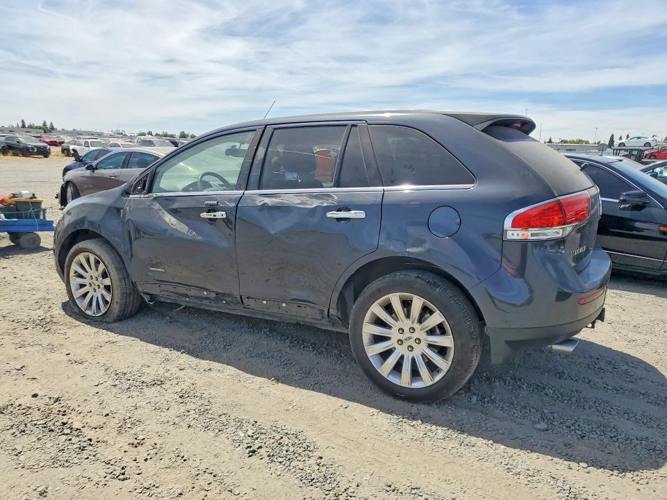 Photo 2 from auction – 2013 LINCOLN MKX with VIN 2LMDJ6JK7DBL46973