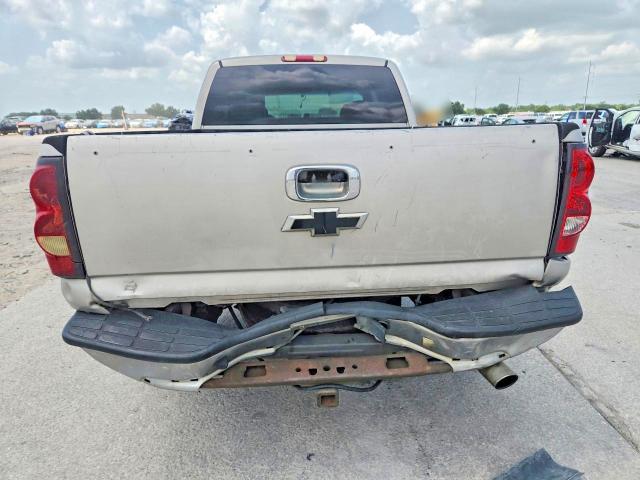 Photo 6 from auction – 2004 CHEVROLET SILVERADO with VIN 2GCEC19T841184839