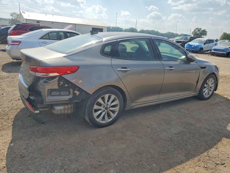 Zdjęcie 3 z aukcji – 2016 KIA OPTIMA z VIN 5XXGU4L31GG039365