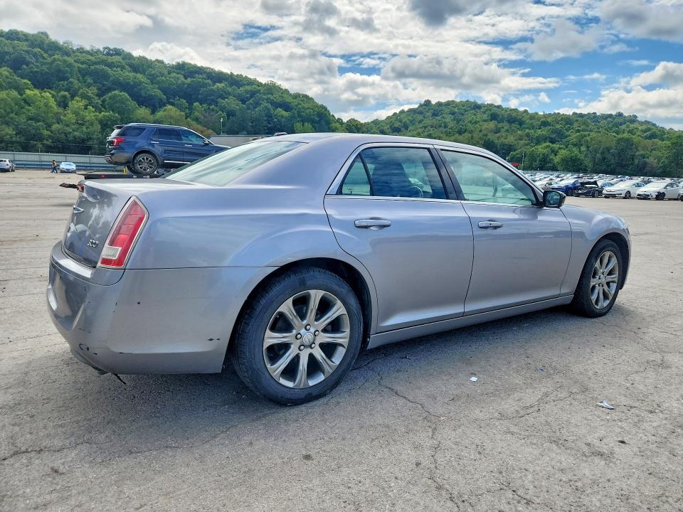 Foto 3 de la subasta – 2013 CHRYSLER 300 con VIN 2C3CCAGT7DH603656