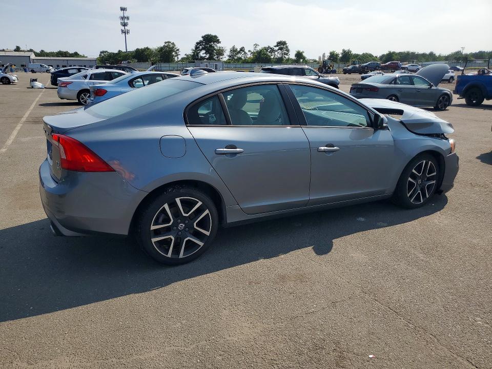Photo 3 from auction – 2018 VOLVO S60 with VIN YV140MTL0J2462475