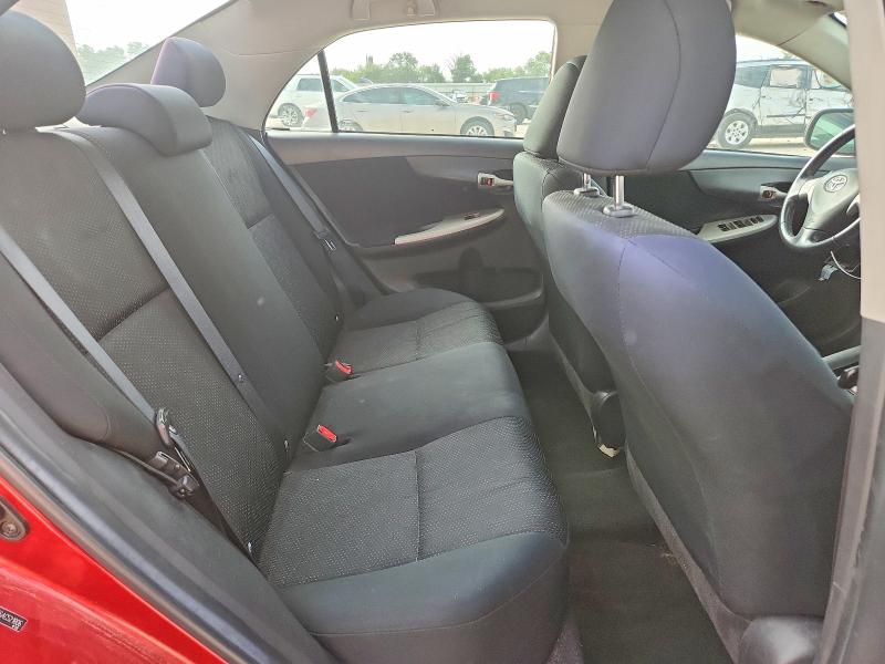 Снимка 10 от търг – 2010 TOYOTA COROLLA с VIN 2T1BU4EE6AC521806